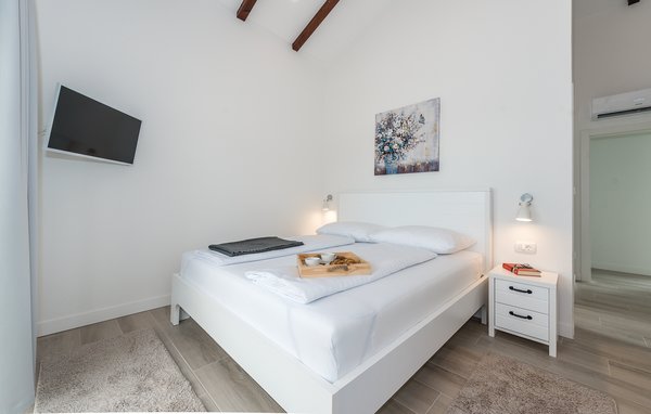 Holiday Home - Sibenik-Dubrava , Croatia - CDV006 601