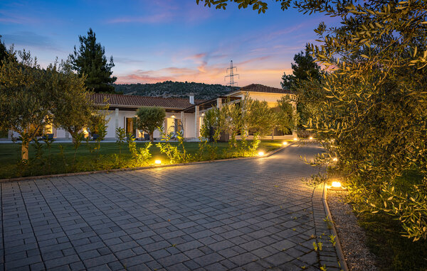 Holiday Home - Sibenik-Dubrava , Croatia - CDV006 105