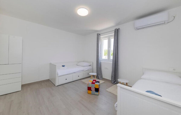 Holiday Home - Nin- Zerava , Croatia - CDY006 602