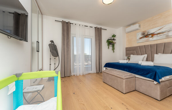 Holiday Home - Zadar-Visocane , Croatia - CDY027 603