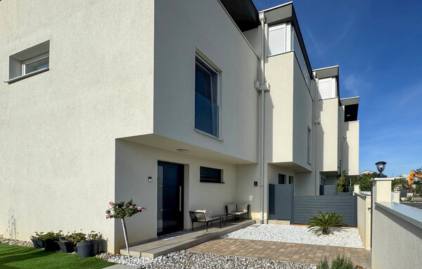 Vakantiehuis - Nin-Privlaka , Kroatië - CDY119 81