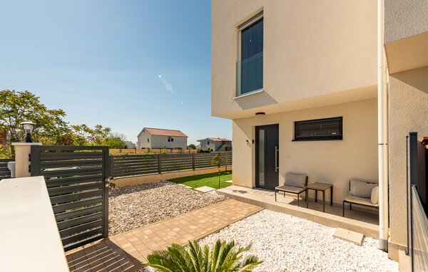 Vakantiehuis - Nin-Privlaka , Kroatië - CDY119 110