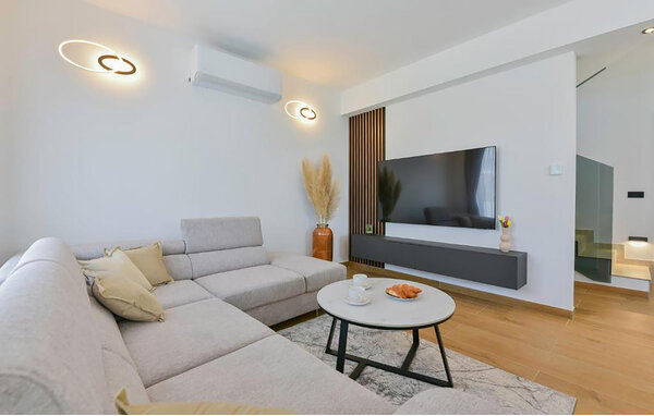 Holiday Home - Zadar-Sukosan , Croatia - CDY385 4