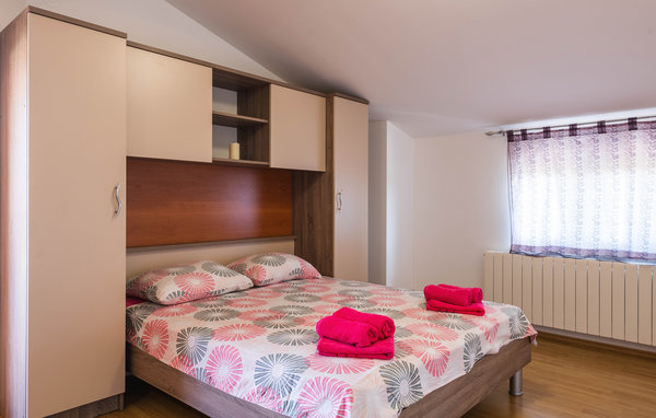 Semesterhus - Pula-Radeki Glavica , Kroatien - CIC016 606