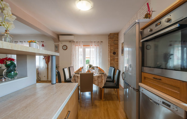 Semesterhus - Pula-Radeki Glavica , Kroatien - CIC016 403