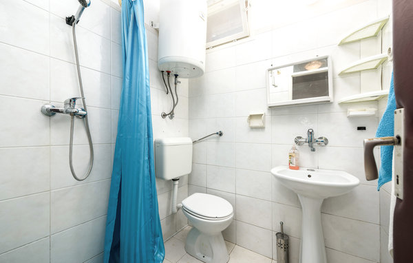 Domy wakacyjne - Tinjan-Muntrilj , Chorwacja - CIC092 701
