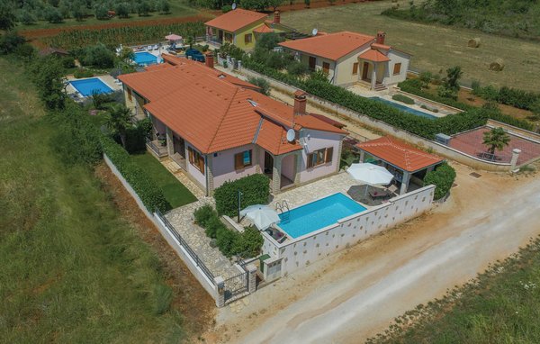 Holiday Home - Visnjan-Kastelir , Croatia - CIC215 82