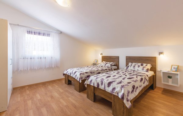 Holiday Home - Pula-Radeki Glavica , Croatia - CIC636 617