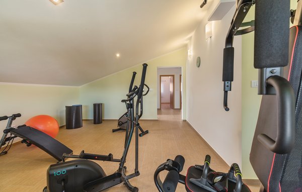 Holiday Home - Pula-Radeki Glavica , Croatia - CIC636 303