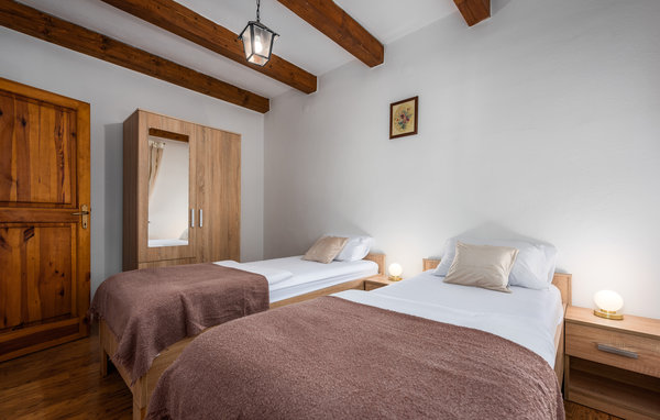 Semesterhus - Pazin-Katun Lindarski , Kroatien - CIC689 606