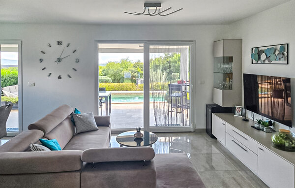 Holiday Home - Barban-Prnjani , Croatia - CIC917 302