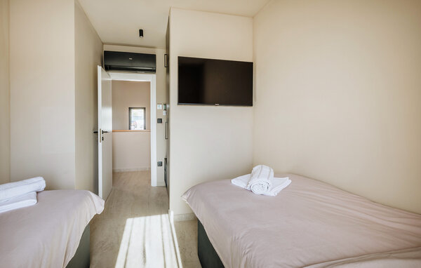 Holiday Home - Porec-Tar , Croatia - CID016 609