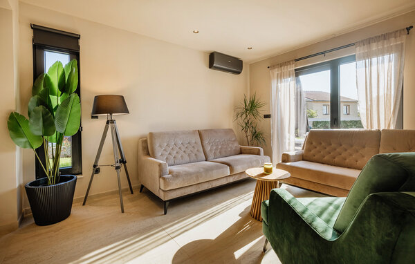 Holiday Home - Porec-Tar , Croatia - CID016 301