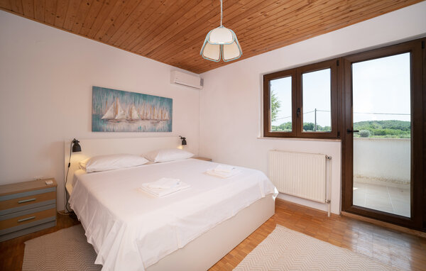 Holiday Home - Porec - Vrvari , Croatia - CID017 604