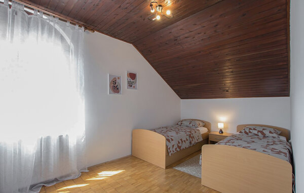 Holiday Home - Porec - Vrvari , Croatia - CID017 607