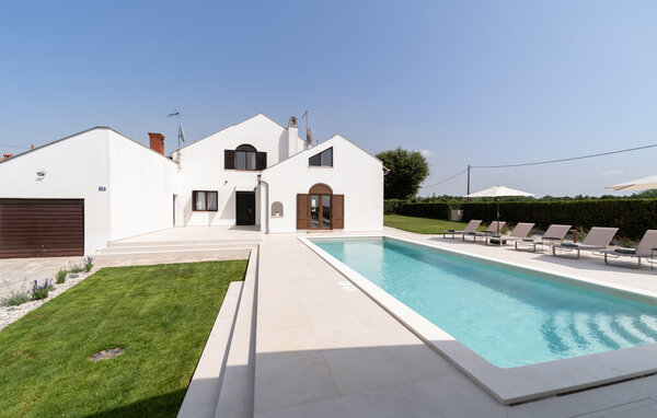 Holiday Home - Porec - Vrvari , Croatia - CID017 1