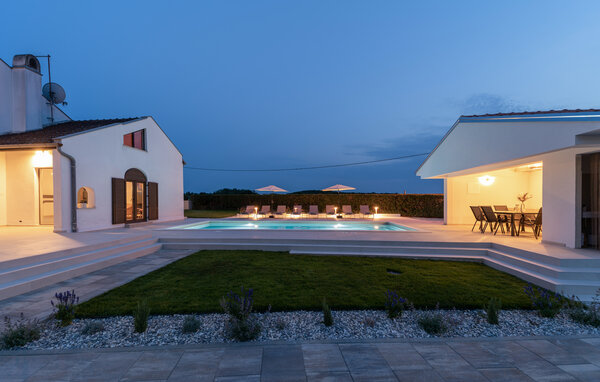 Holiday Home - Porec - Vrvari , Croatia - CID017 7