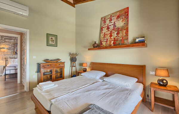 Holiday Home - Porec - Kastelir , Croatia - CID036 601