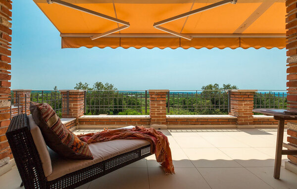 Holiday Home - Porec - Kastelir , Croatia - CID036 105