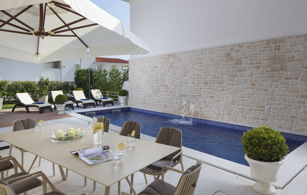 Casa vacanze - Porec-Vabriga , Croazia - CID057 2