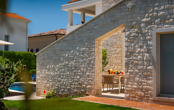 Ferienhaus - Porec-Vabriga , Kroatien - CID058 105