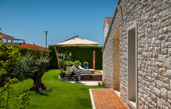 Ferienhaus - Porec-Vabriga , Kroatien - CID058 108