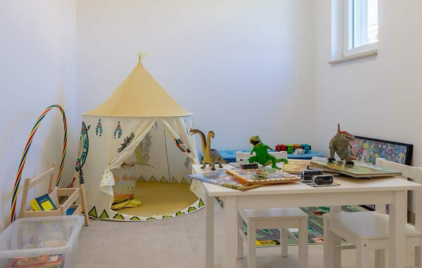 Casa vacanze - Porec - Kirmenjak , Croazia - CID128 801