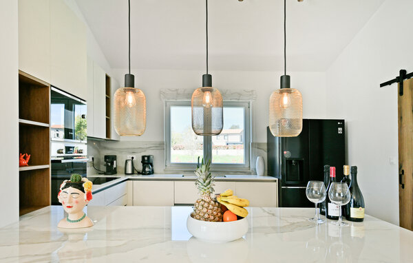 Casa vacanze - Porec - Kirmenjak , Croazia - CID128 401