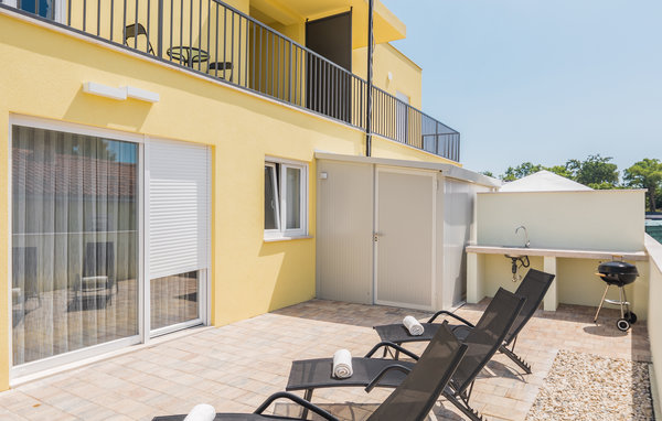 Domy wakacyjne - Porec , Chorwacja - CIE838 101