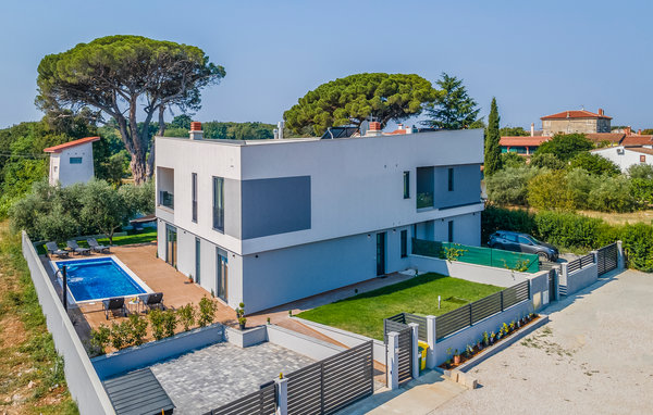 Domy wakacyjne - Porec- Cervar , Chorwacja - CIE998 81