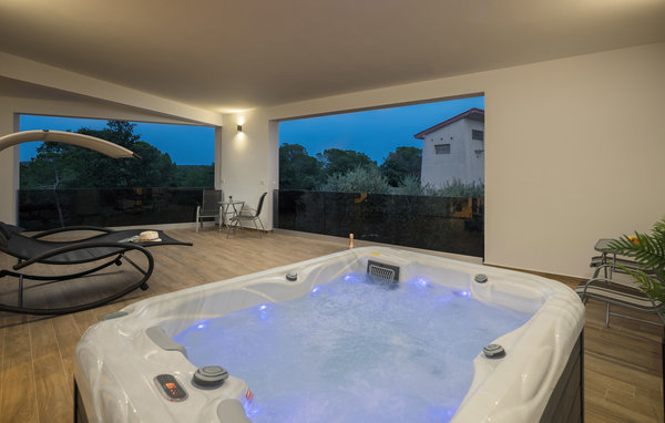 Domy wakacyjne - Porec- Cervar , Chorwacja - CIE998 105