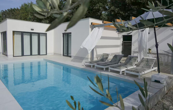 Holiday Home - Fazana - Valbandon , Croatia - CIF041 1