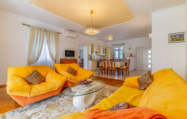 Holiday Home - Fazana - Peroj , Croatia - CIF051 303