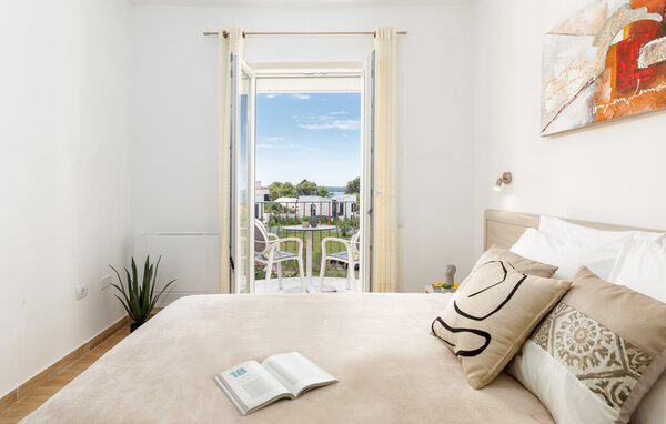 Apartment - Fazana , Croatia - CIF059 601