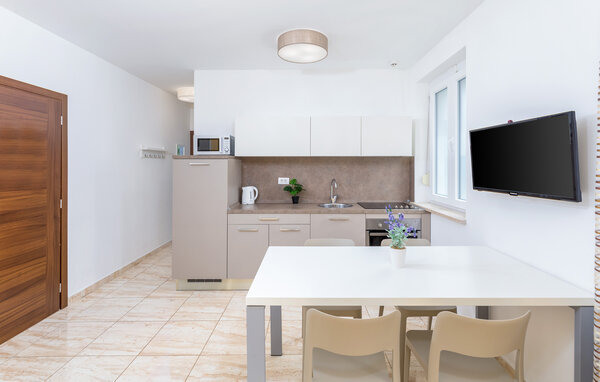 Apartment - Fazana , Croatia - CIF060 401