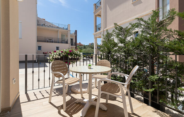 Apartment - Fazana , Croatia - CIF062 104