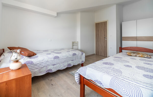 Apartment - Fazana - Peroj , Croatia - CIF070 605