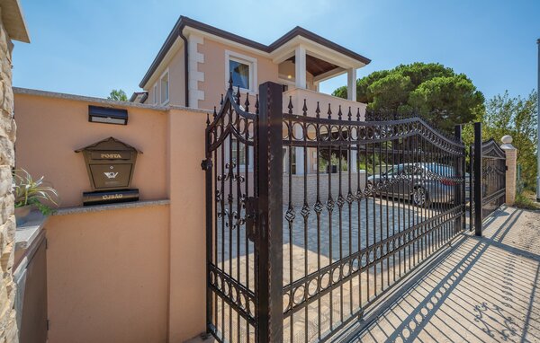 Appartamento - Fazana - Valbandon , Croazia - CIF097 81