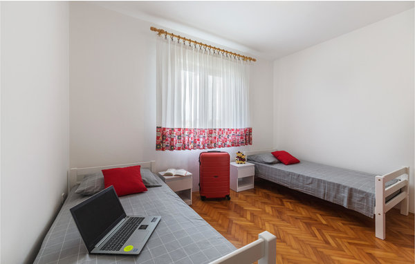 Apartment - Fazana , Croatia - CIF827 604