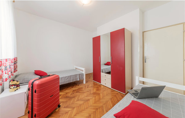 Apartment - Fazana , Croatia - CIF827 605