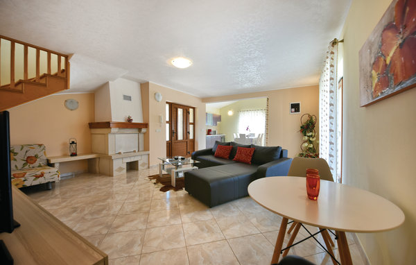 Holiday Home - Tinjan-Kmacici , Croatia - CIL033 304