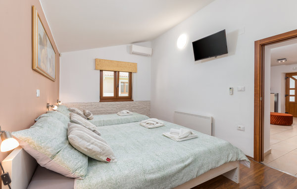 Ferienhaus - Vodnjan-Sv.Kirin , Kroatien - CIL737 604