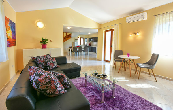Holiday Home - Tinjan-Kmacici , Croatia - CIL997 304