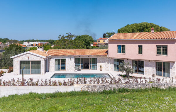 Holiday Home - Krnica , Croatia - CIO967 1