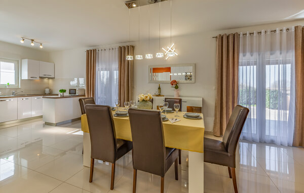 Ferienhaus - Pula-Skatari , Kroatien - CIP069 403