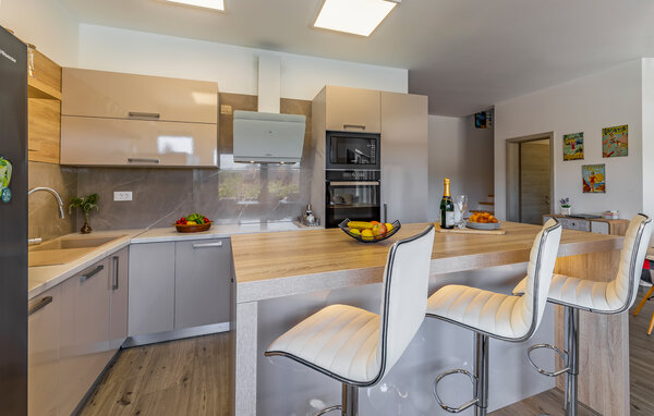 Ferienhaus - Pula , Kroatien - CIR090 402