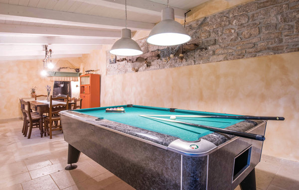 Holiday Home - Pula-Galizana , Croatia - CIR186 501