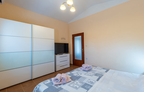 Apartment - Pula-Sikici , Croatia - CIR212 602