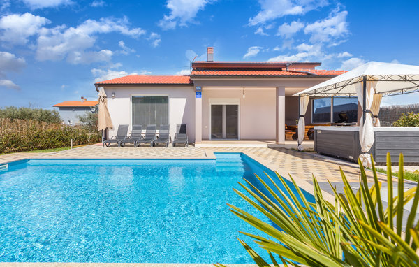 Casa vacanze - Pula , Croazia - CIR223 11