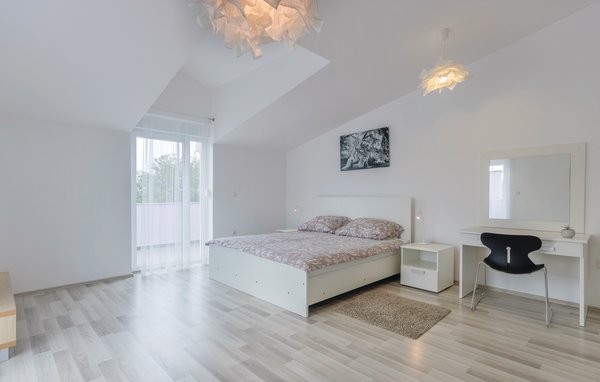 Feriehus - Pula , Kroatia - CIR234 601